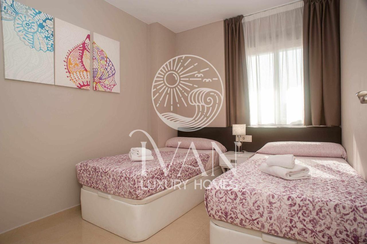 Casa Luna Ivan Luxury Homes 1ªpta Norte 1ªlinea オロペサ・デル・マール エクステリア 写真