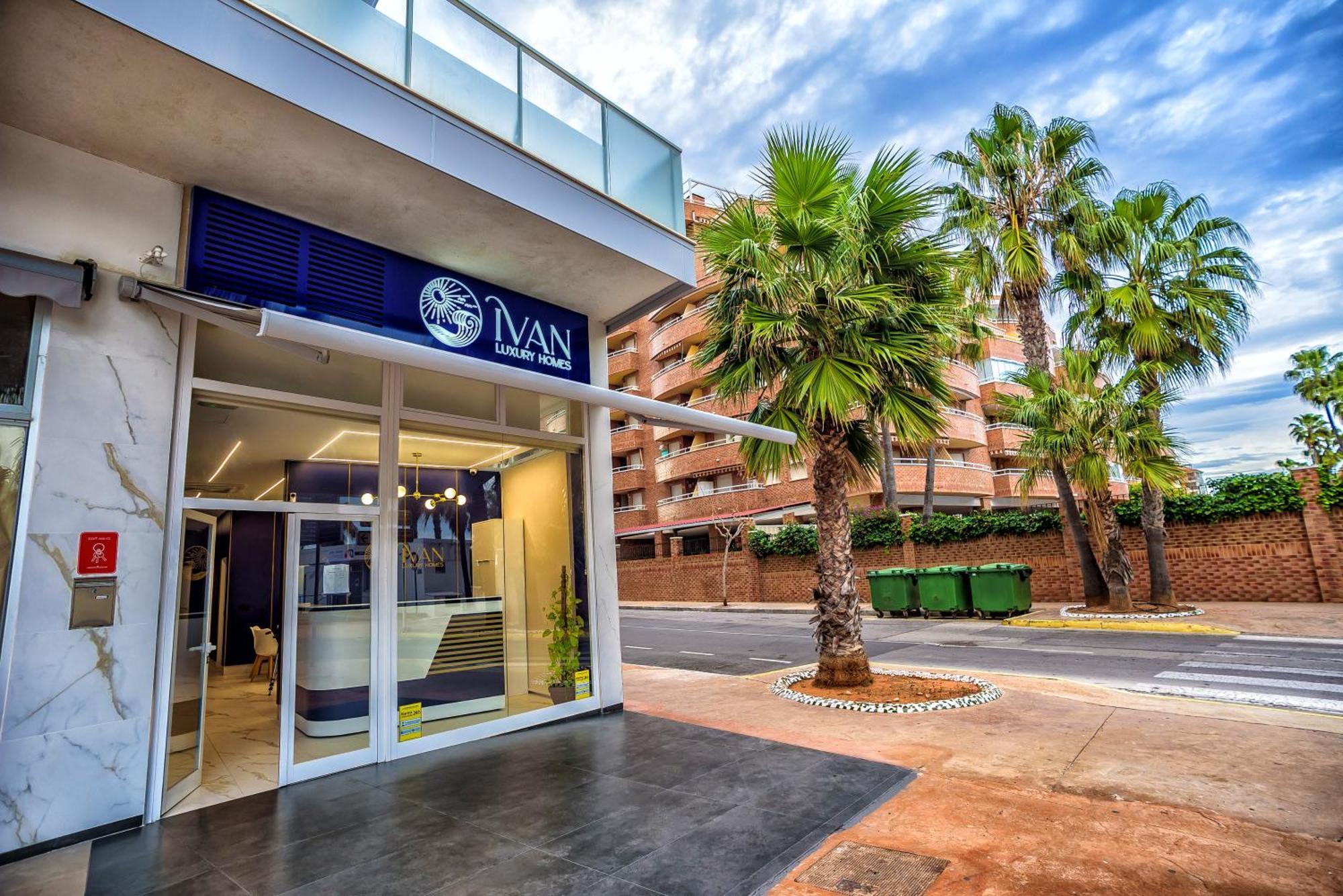Casa Luna Ivan Luxury Homes 1ªpta Norte 1ªlinea オロペサ・デル・マール エクステリア 写真